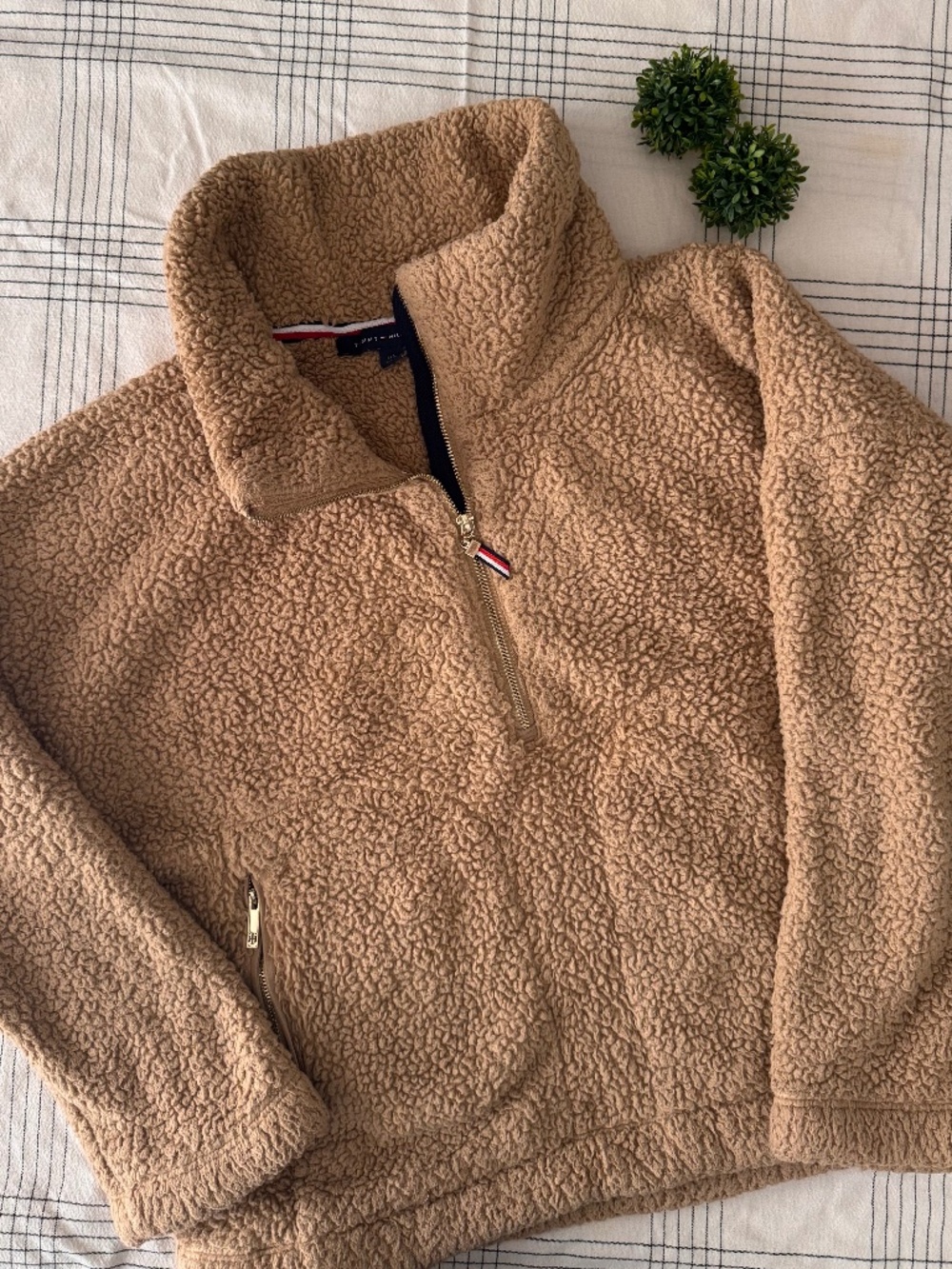 Tommy Hilifiger sherpa/fleece quarter-zip pullover I l/g